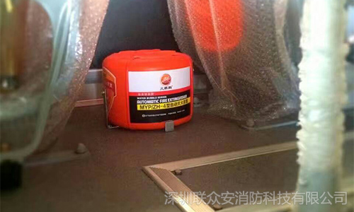  公交裝備火麒麟自動滅火裝置 乘客們都驚呆了 